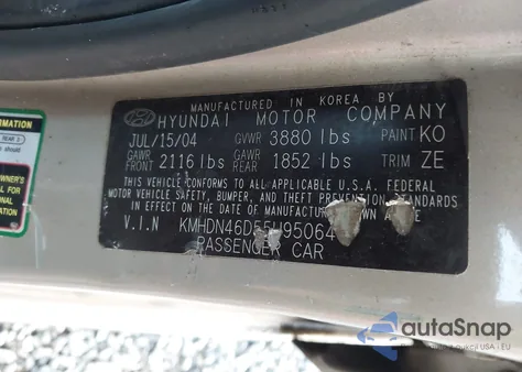 2005 Hyundai Elantra Gls/Gt from USA, damaged, VIN KMHDN46D55U950645